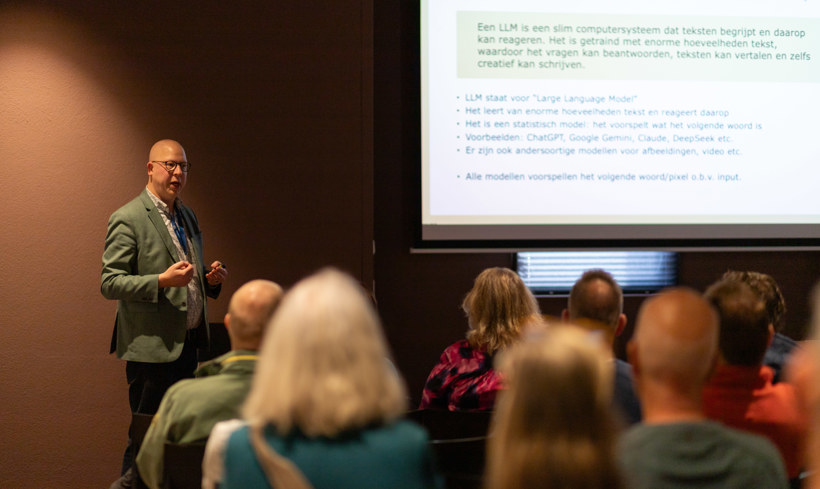 Promotie banenbeurs met de recruiter op de foto